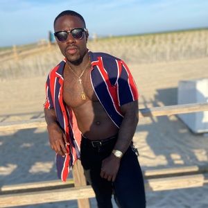 Meet your Posher, Kenneth